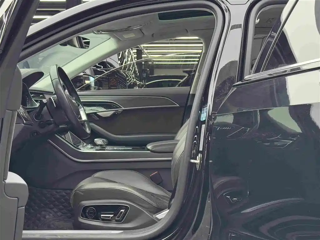 Audi A8 — миниатюра 8