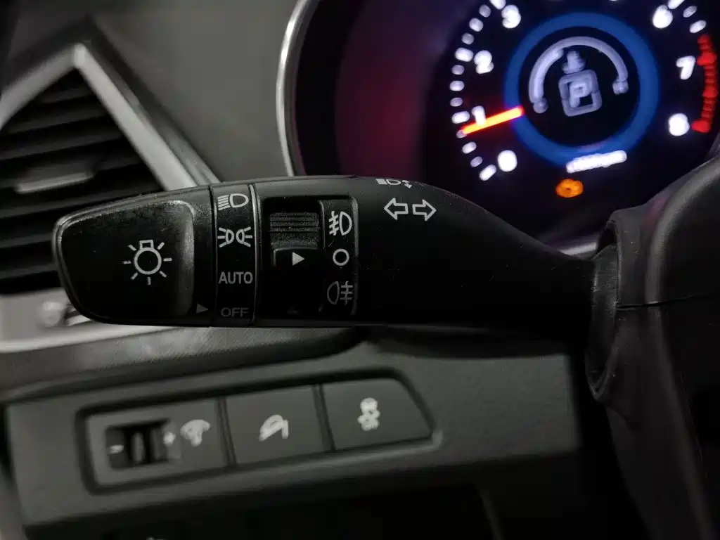 Hyundai Santa Fe — миниатюра 21