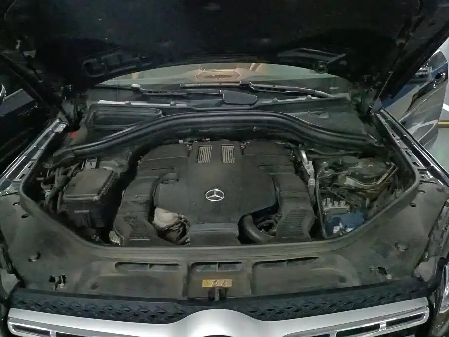 Mercedes-Benz GLS — миниатюра 10
