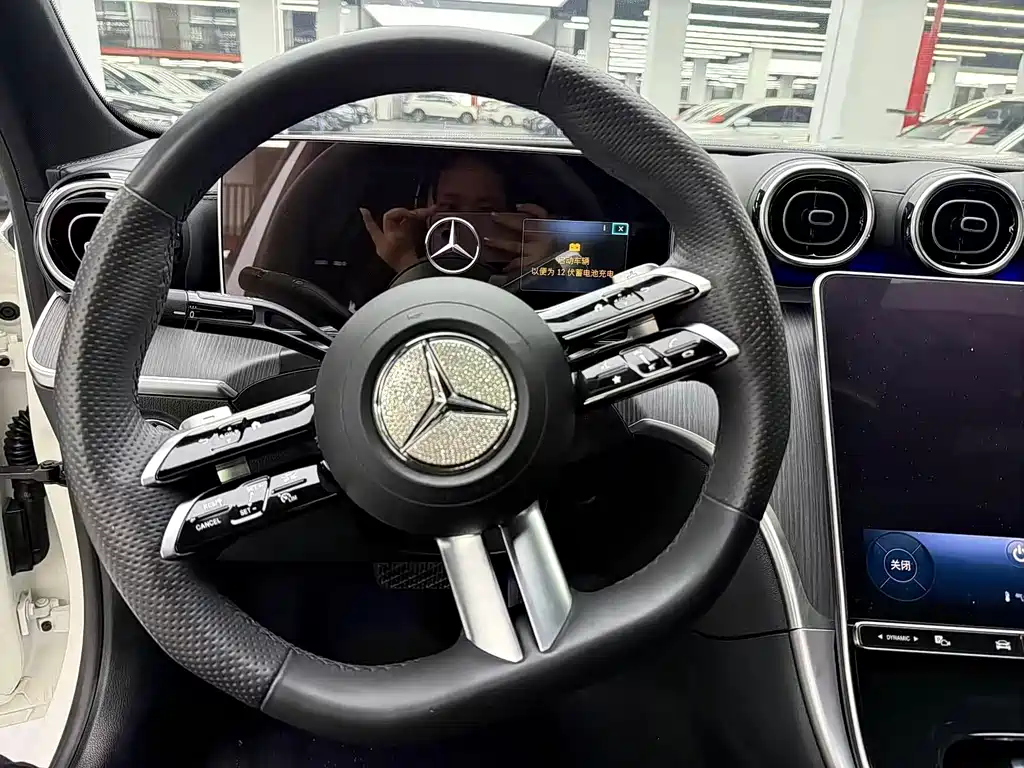 Mercedes-Benz C-Class — миниатюра 6