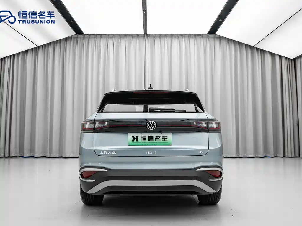VOLKSWAGEN ID.4 X