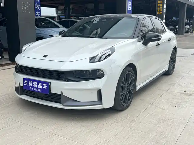 2022 Lynk & Co 03