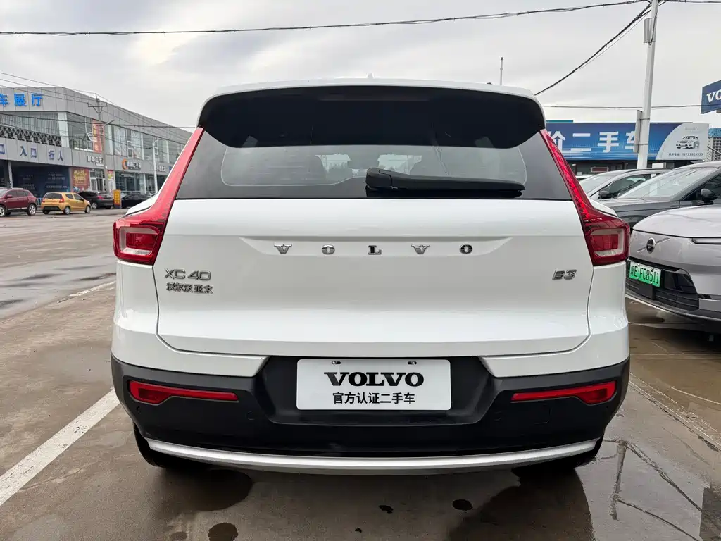 Volvo XC40 — миниатюра 4
