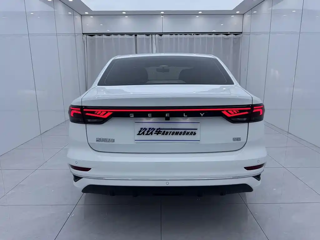 Geely Emgrand — миниатюра 6