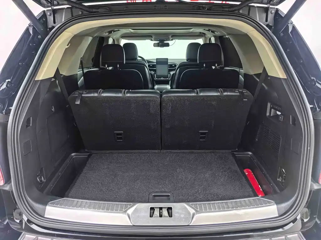 Ford Explorer — миниатюра 29
