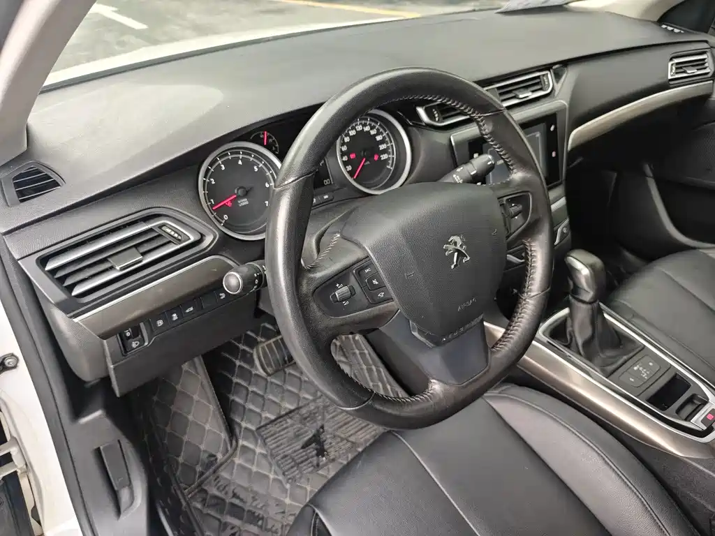 Peugeot 408 — миниатюра 8