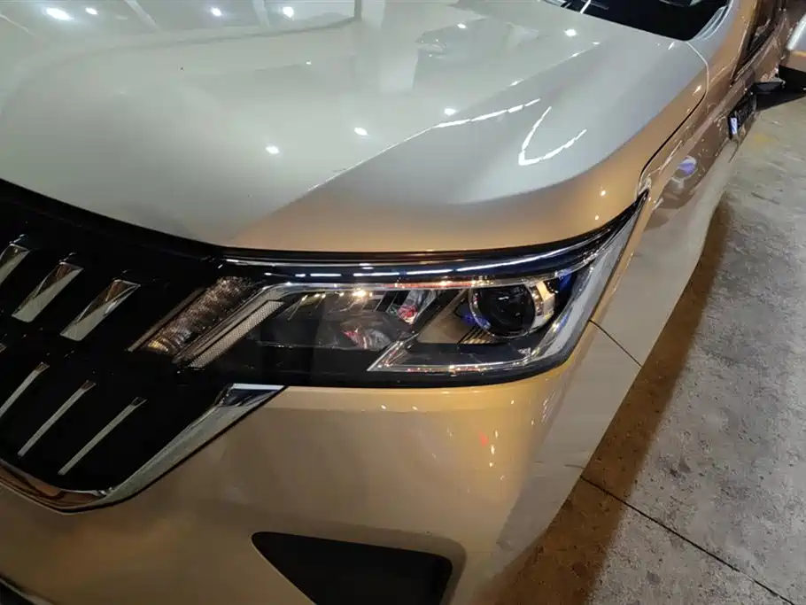 Wuling Jiachen 2022 1.5L MT Comfort
