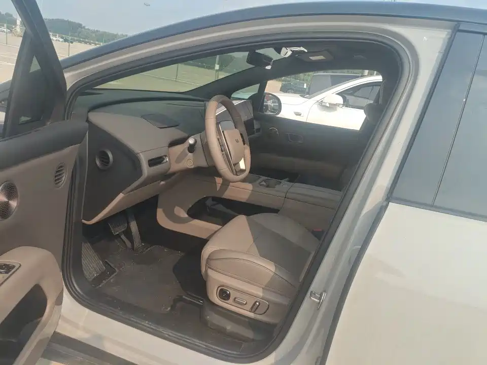Li Auto Li i6 — миниатюра 3