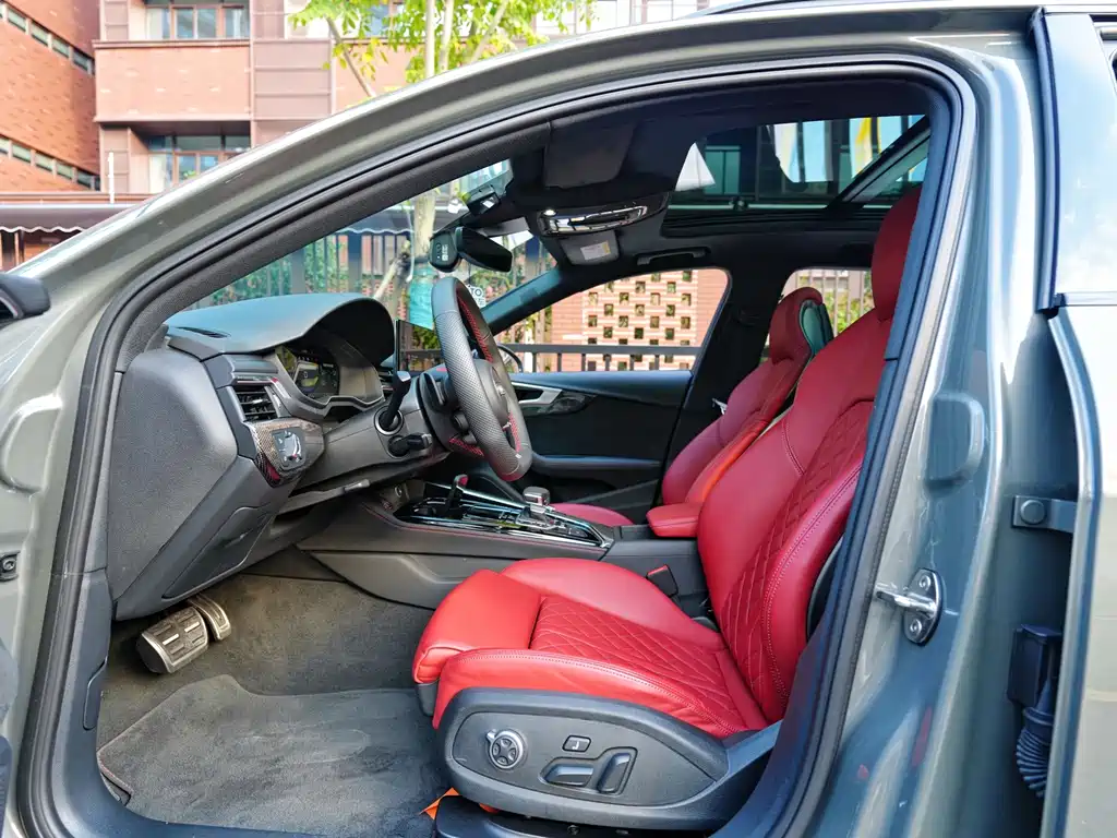 Audi S4 — миниатюра 6