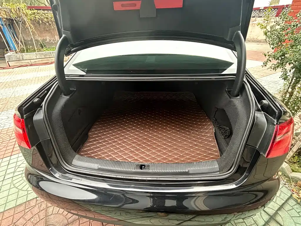 Audi A6L — миниатюра 9