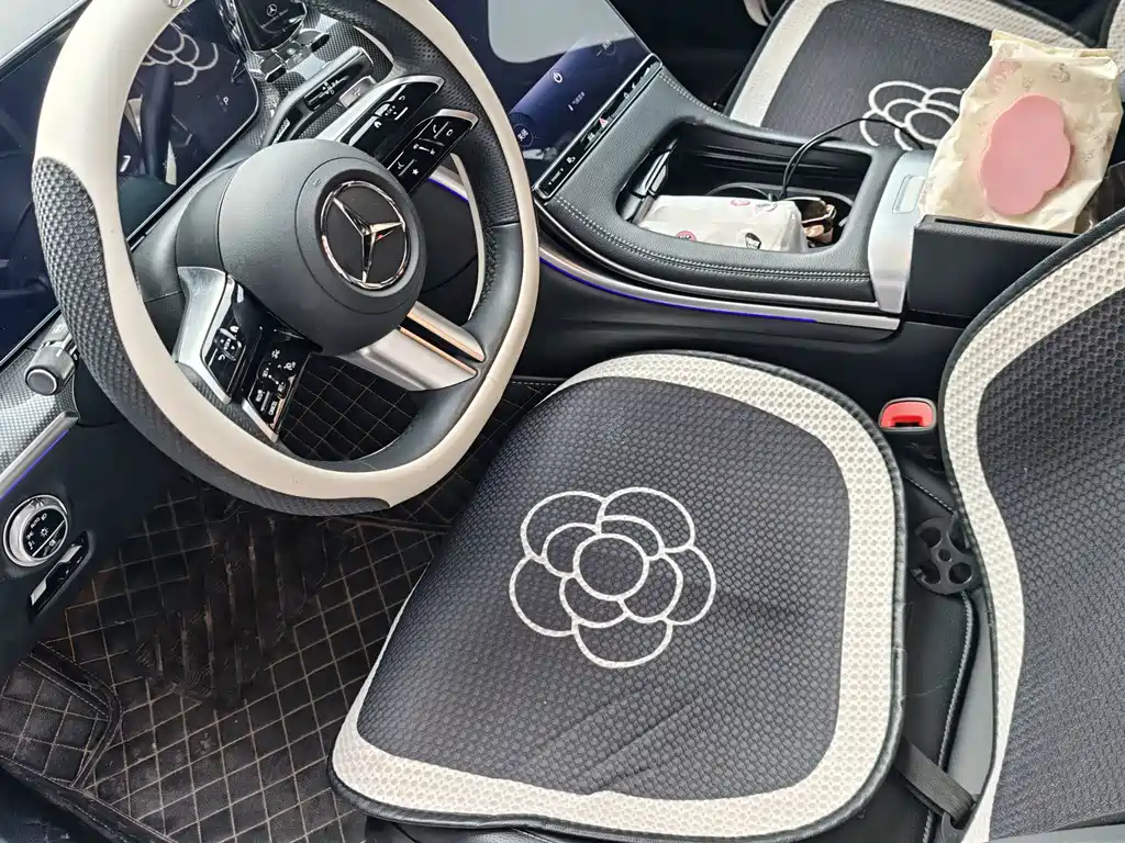 Mercedes-Benz C-Class — миниатюра 7