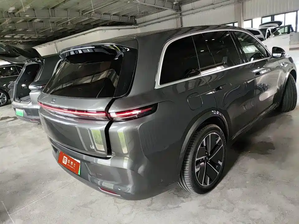 Li Auto L8 2025 Ultra