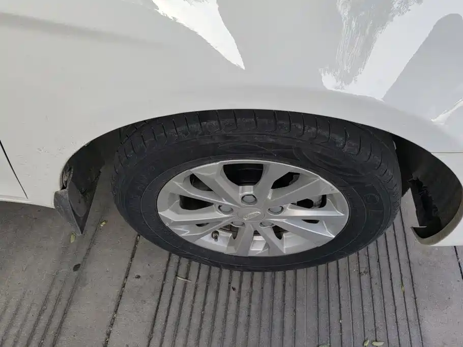 Geely Emgrand 2021 UP 1.5L MT Comfort