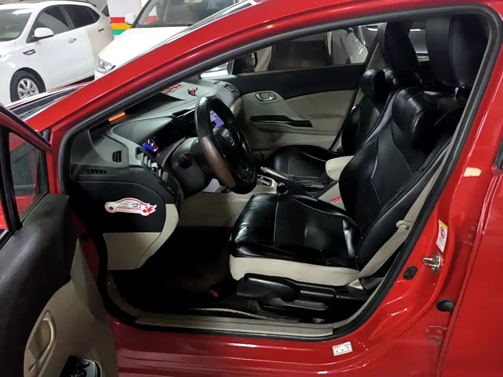 Honda Civic — миниатюра 15
