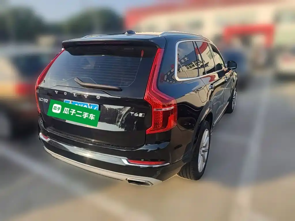 Volvo XC90 — миниатюра 10