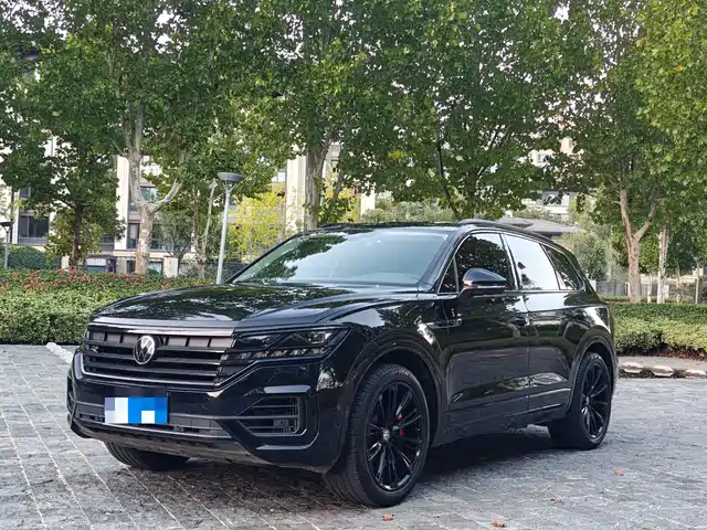 VOLKSWAGEN TOUAREG 2023