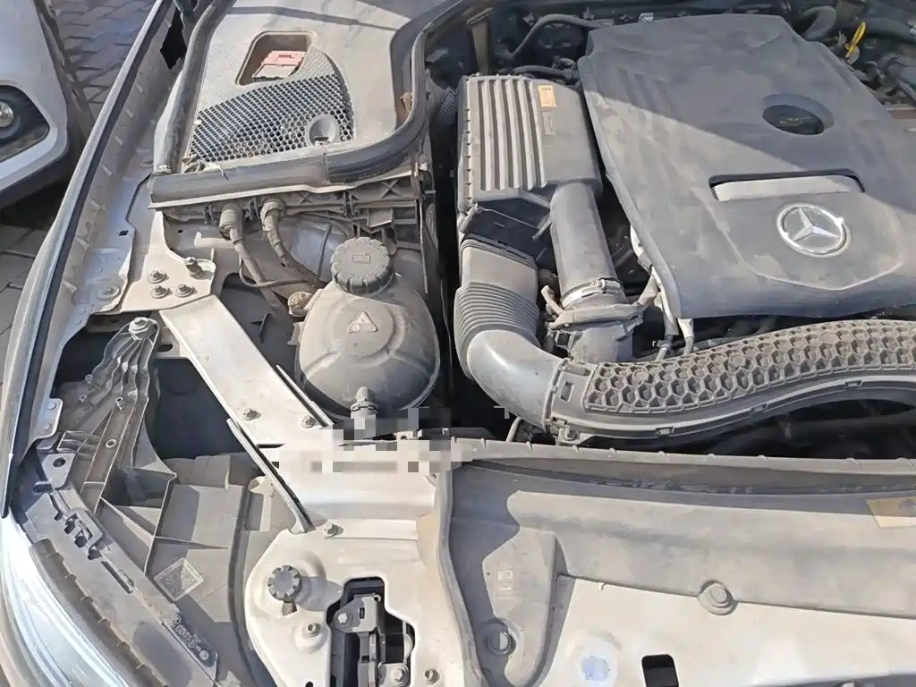 Mercedes-Benz E-Class — миниатюра 21