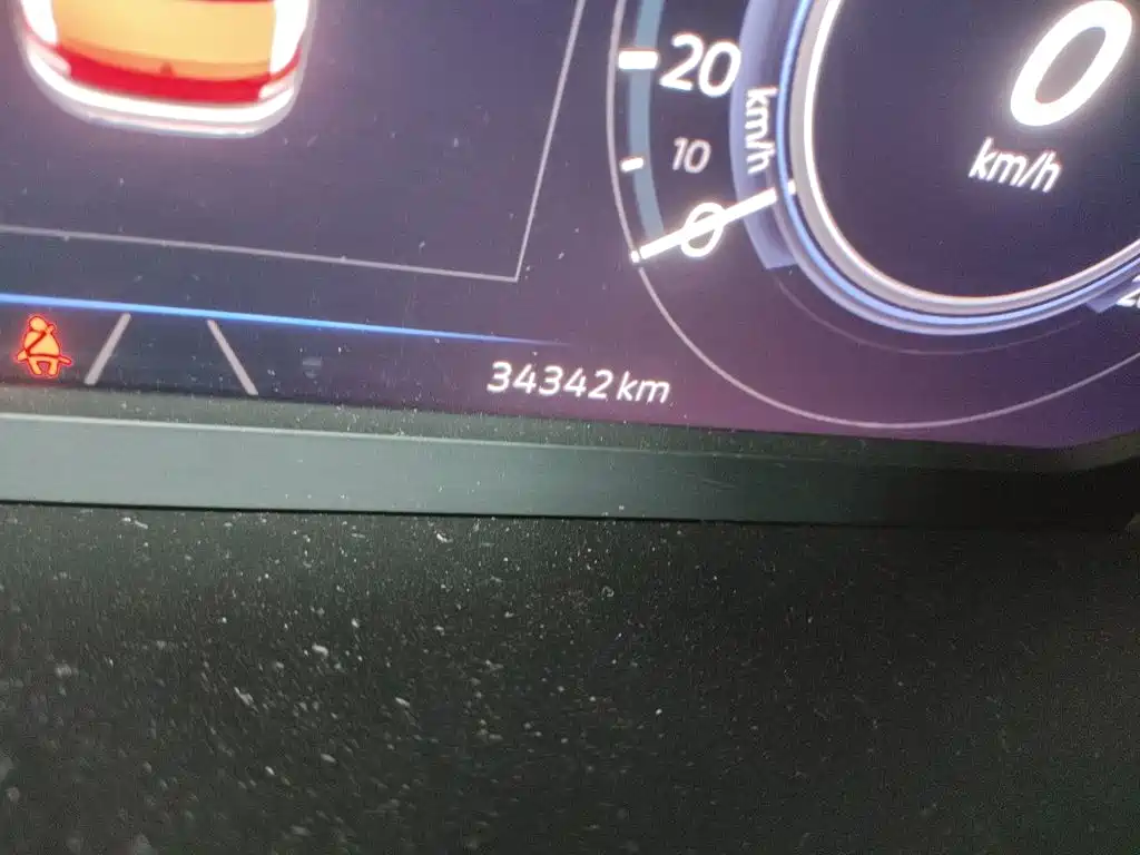 Volkswagen Passat PHEV — миниатюра 8