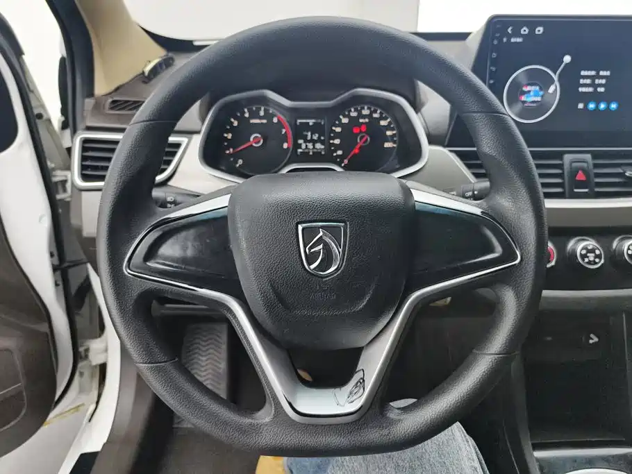 Baojun 310W — миниатюра 15