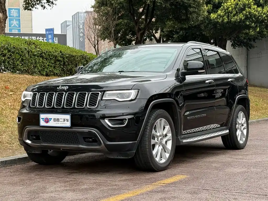JEEP GRAND CHEROKEE
