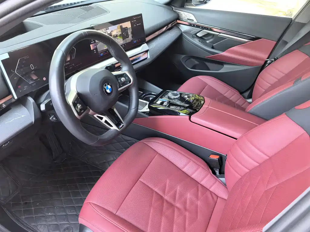 BMW 5 Series — миниатюра 10