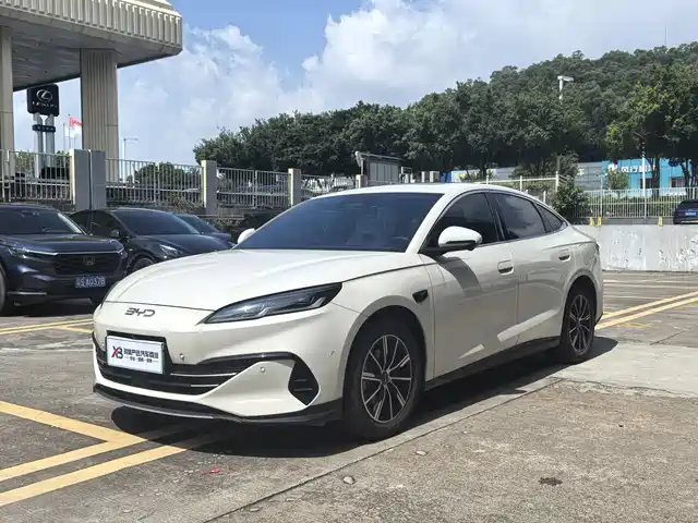 2025 BYD Seal