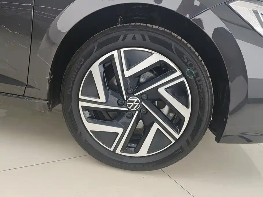 Volkswagen Sagitar — миниатюра 6