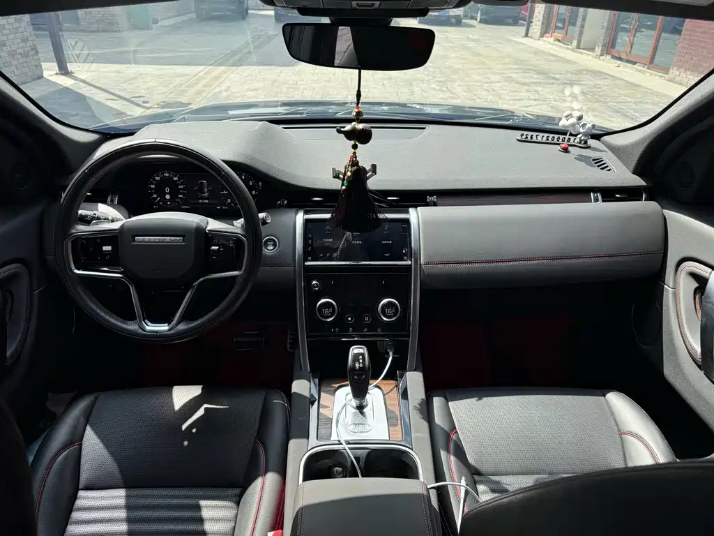 Land Rover Discovery Sport — миниатюра 12
