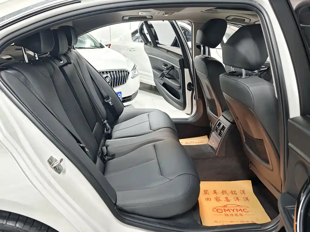 BMW 3 Series — миниатюра 9