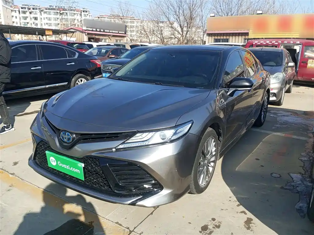 Toyota Camry 2019