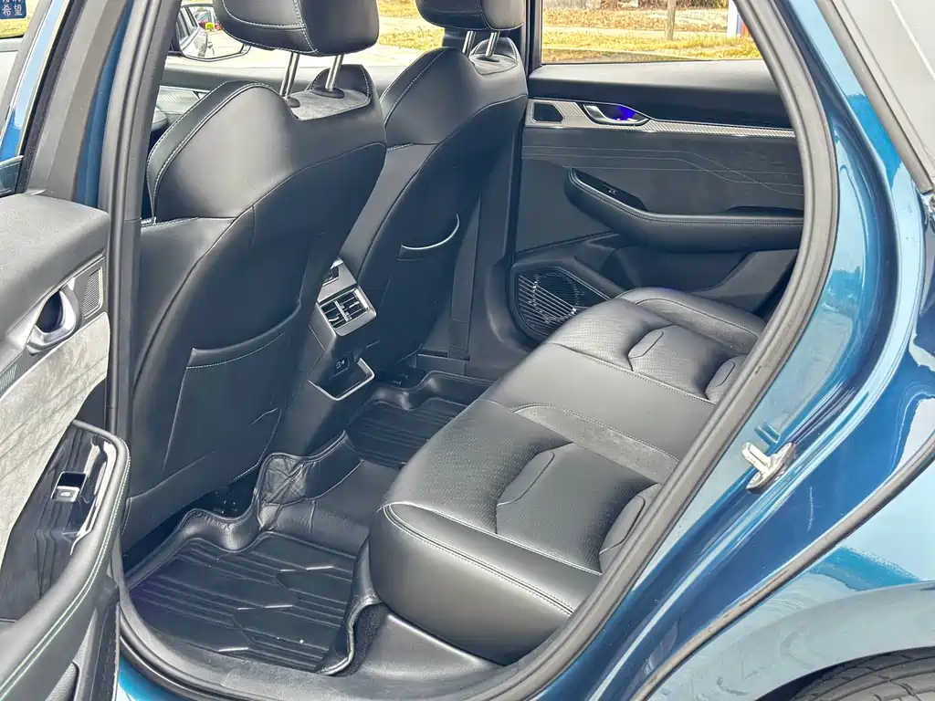 GEELY AUTOMOBILE XINGRUI