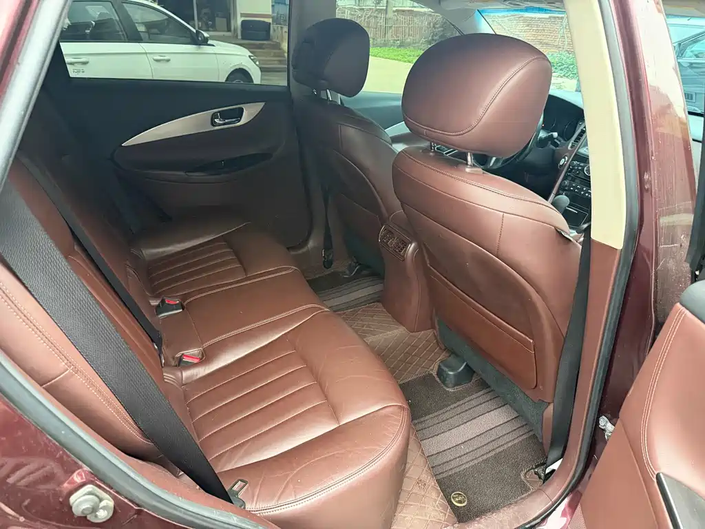 Infiniti QX50 — миниатюра 5
