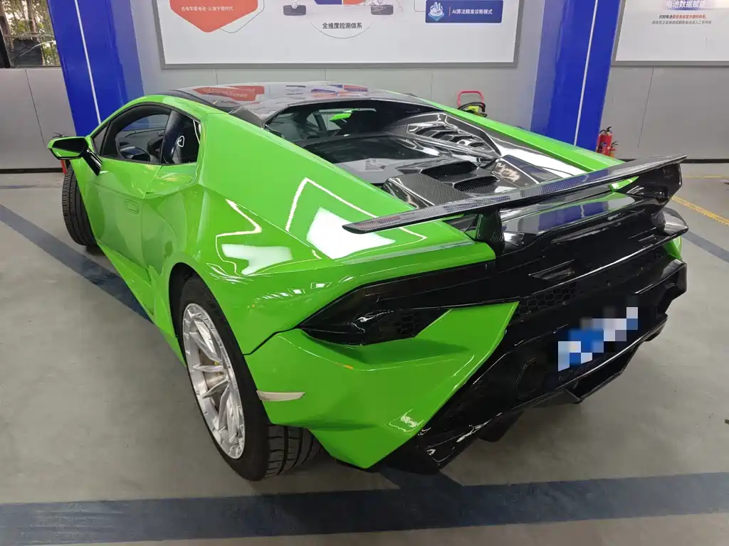 Lamborghini Huracán — миниатюра 6