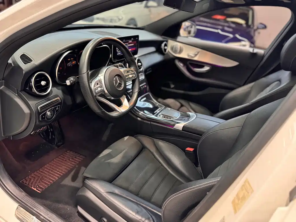 Mercedes-Benz C-Class — миниатюра 7