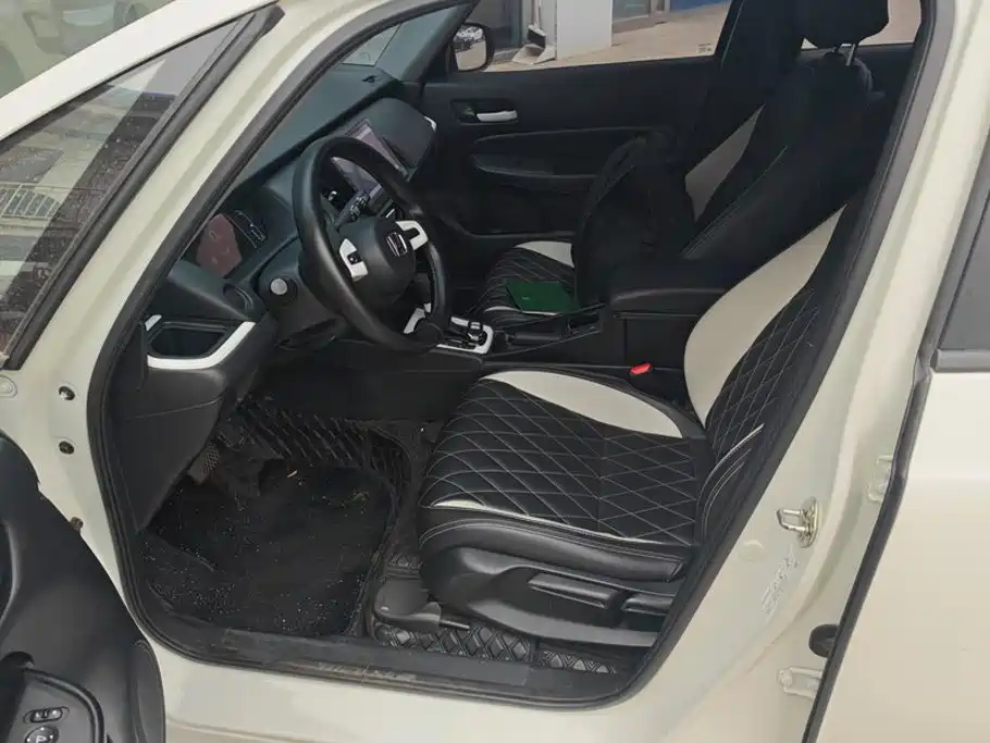 Honda Fit — миниатюра 9