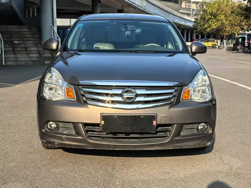 NISSAN XUAN YI