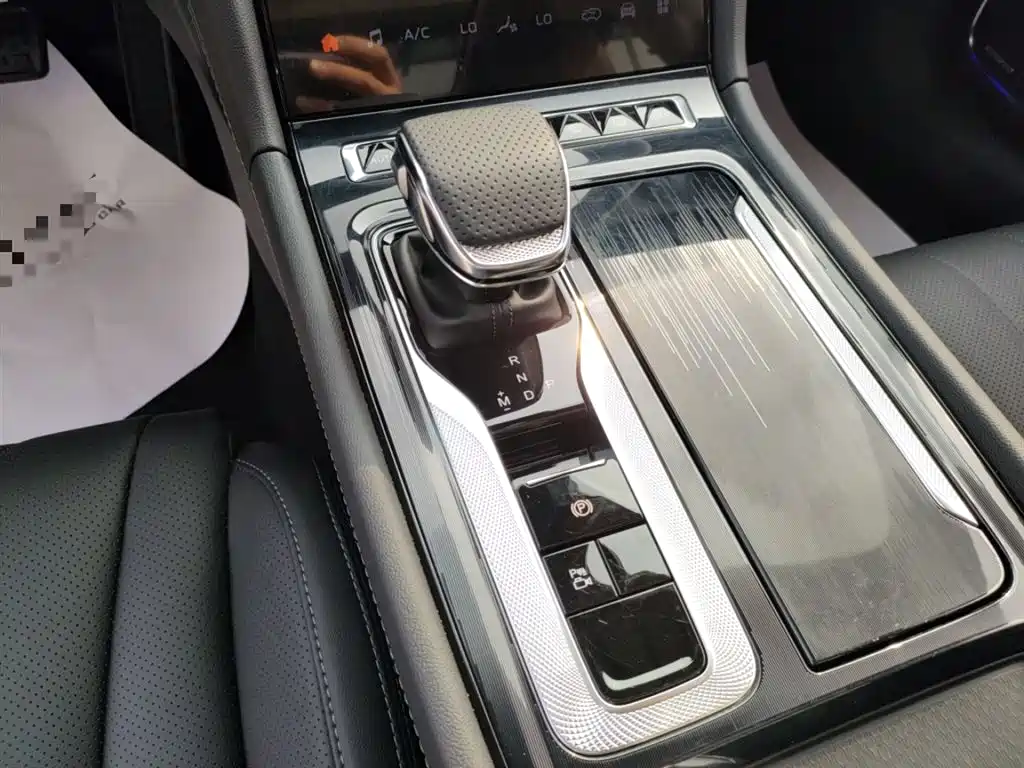 Hongqi H5 2025 1.5T DCT