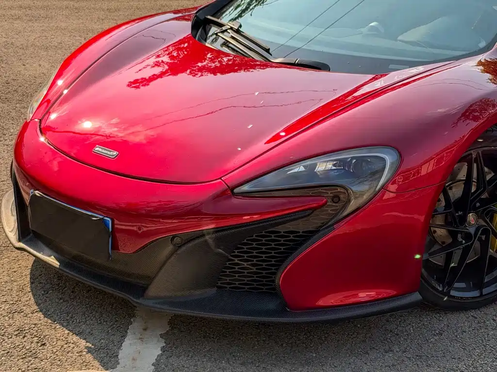 McLaren 12C — миниатюра 12
