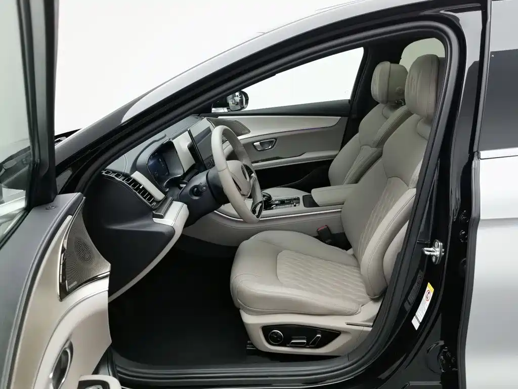 BYD Han — миниатюра 10