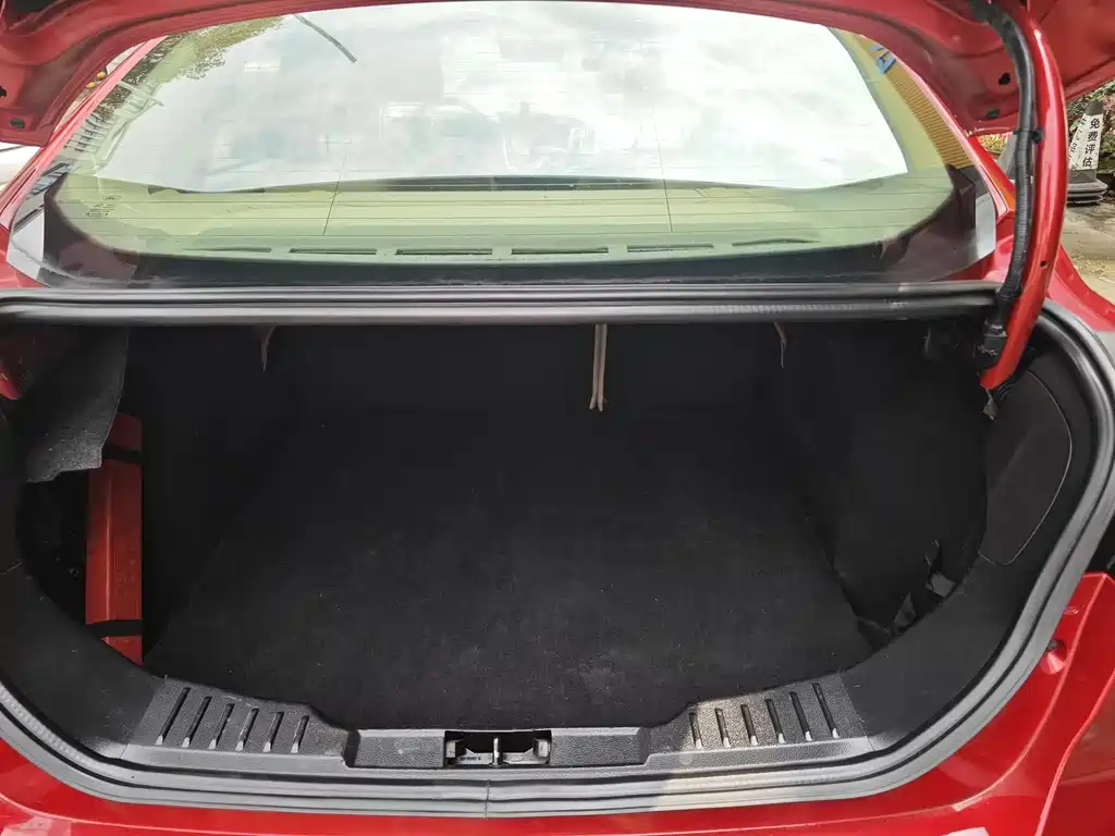 Ford Focus — миниатюра 10