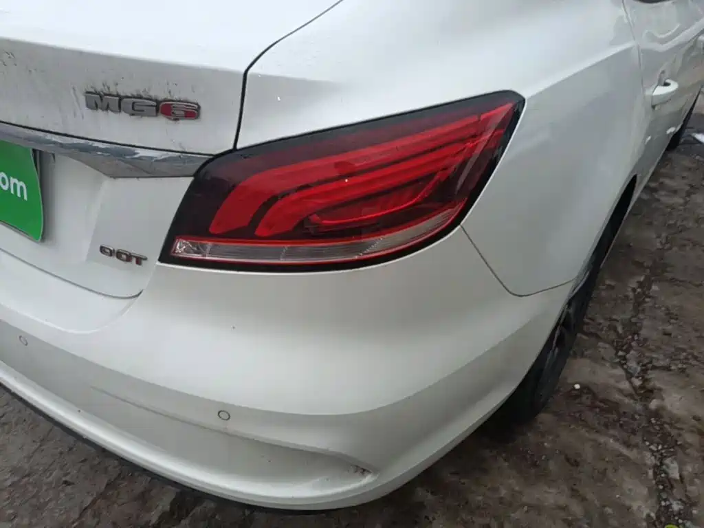 MG MG6 — миниатюра 8
