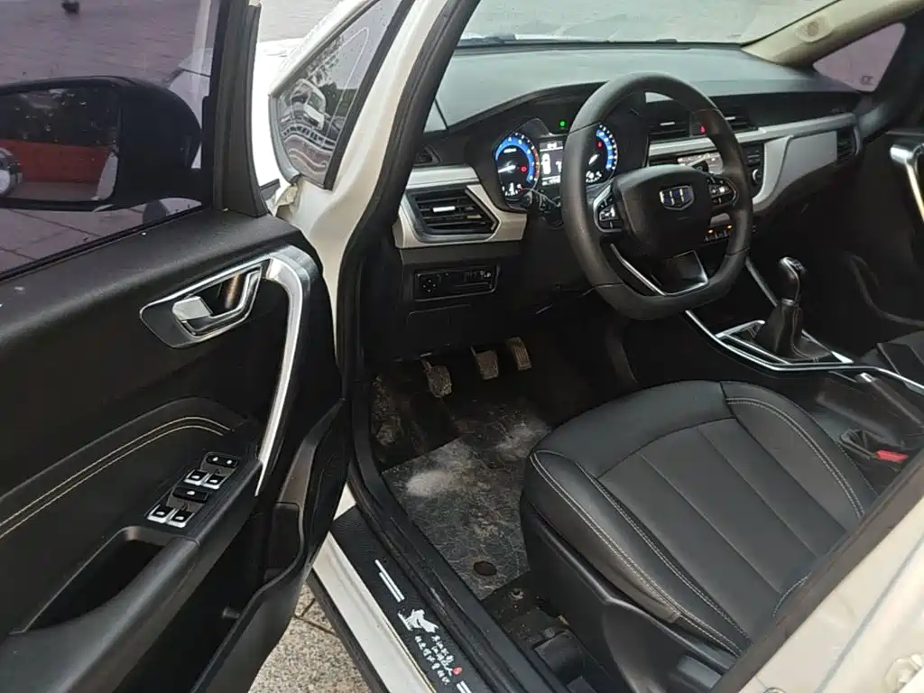 Geely Vision X3 — миниатюра 16