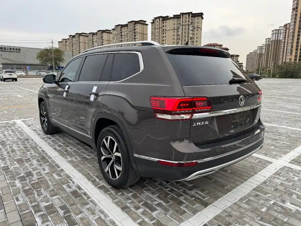 Volkswagen Teramont — миниатюра 8
