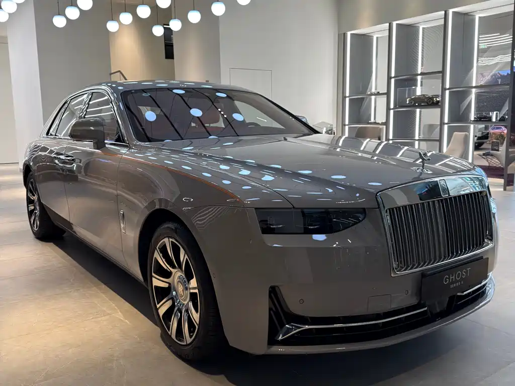 Rolls-Royce Ghost 0