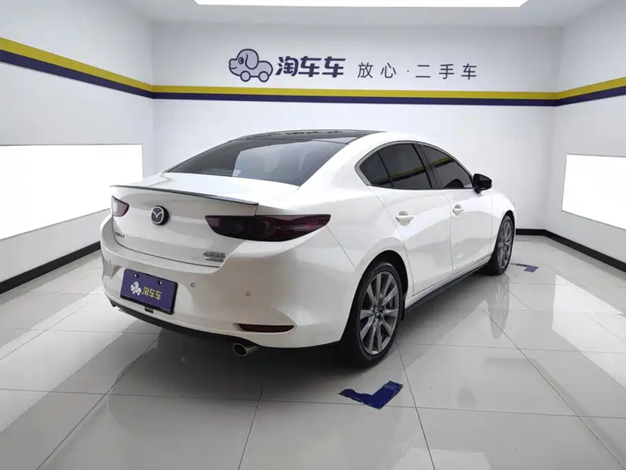 Mazda 3 Axela — миниатюра 3