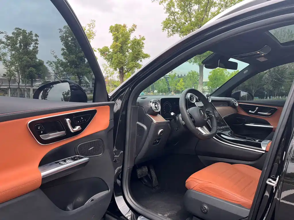 Mercedes-Benz GLC 2024 GLC 300 L 4MATIC 5 мест
