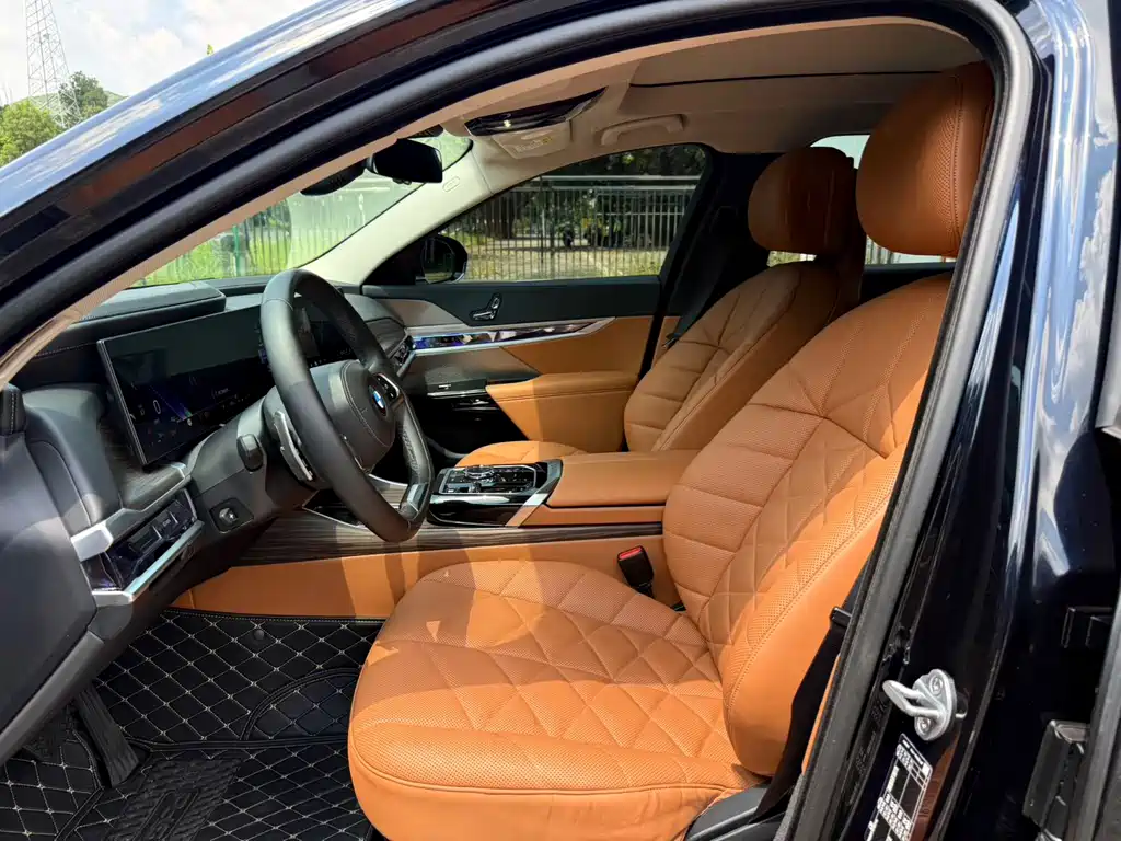 BMW 7 Series 7 2023 735Li Luxury