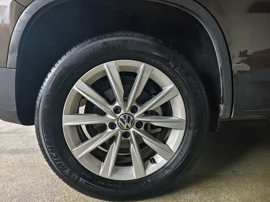 Volkswagen Tiguan — миниатюра 7