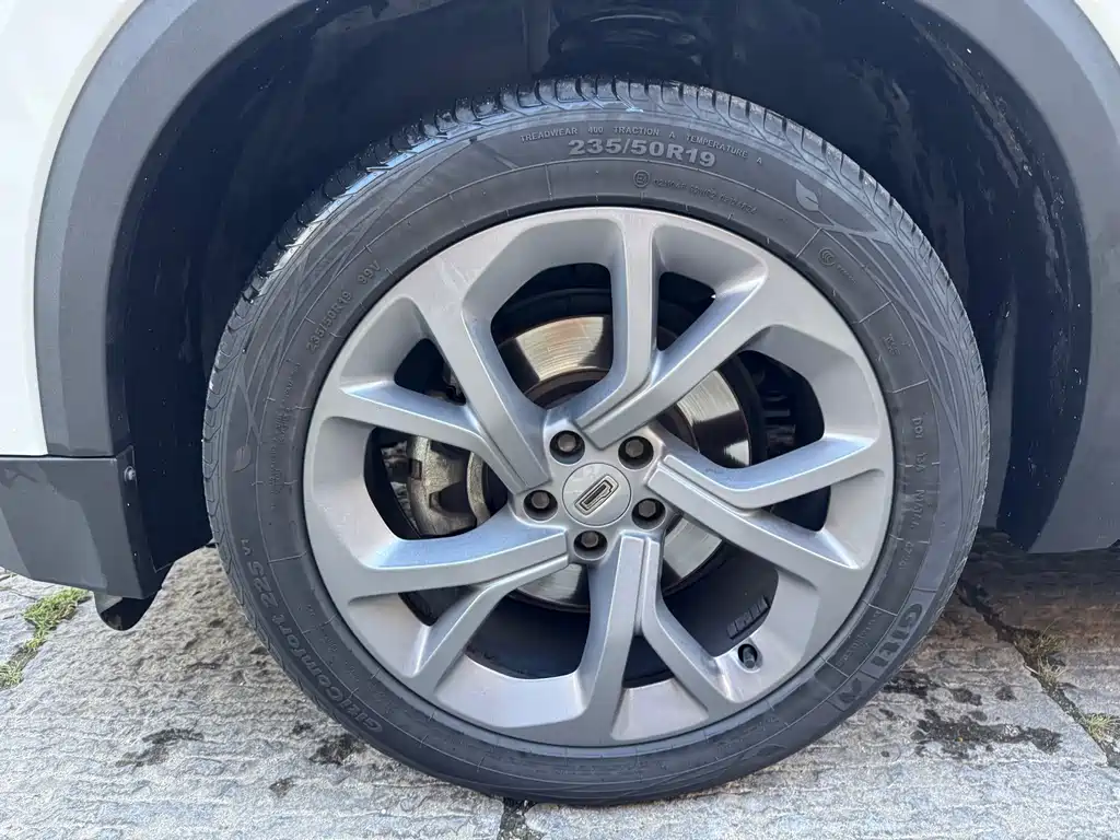 Qoros Qoros 7 — миниатюра 15