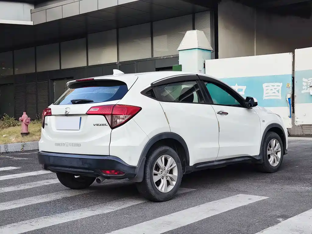 Honda Vezel — миниатюра 10